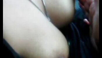 Des copines site amateur porno français sexy de Desi se font bosser l'une devant l'autre