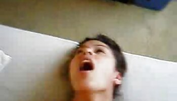 Alice Ozawa donne porno francais site un japon aux fesses et aux ongles à 2 hommes