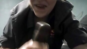 belle femme blanche danse pour 2 grosses bites noires pour un creampie video porno en francai sans préservatif